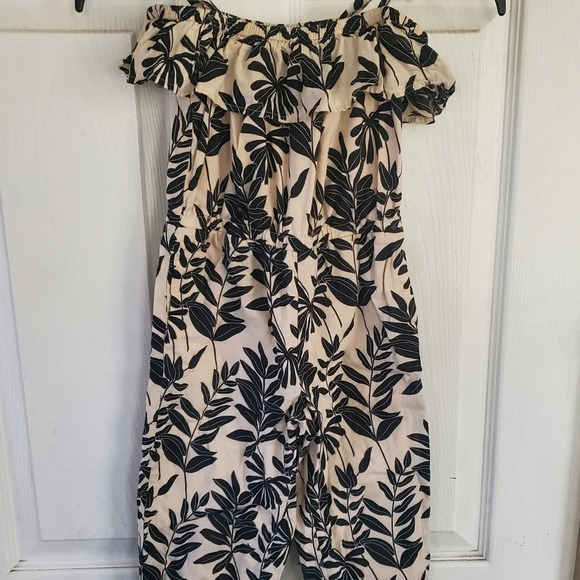 Janie and Jack marshmallow fluff palm floral jumpsuit, size 3 - Picture 2 of 5